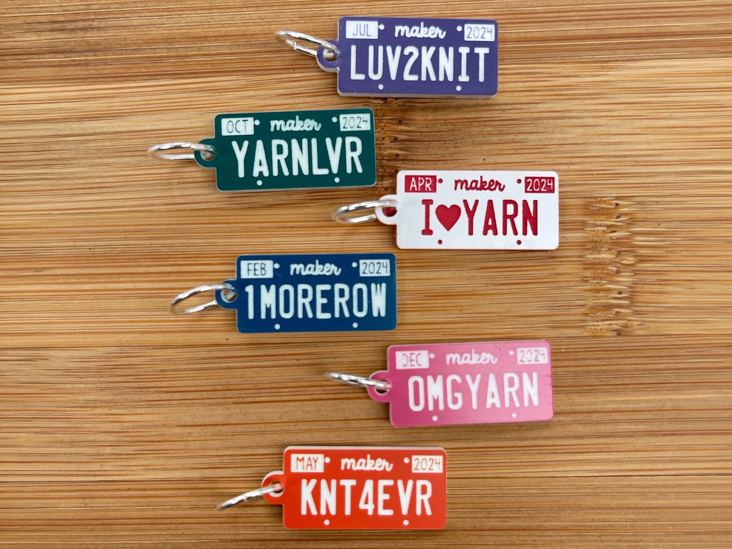 Knitting license plate stitch markers