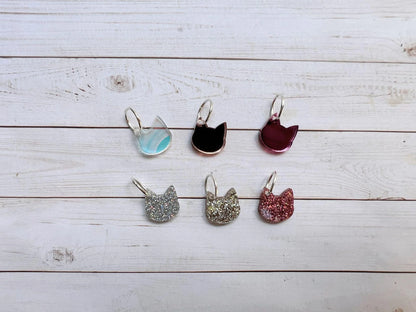 Sparkly cats stitch markers